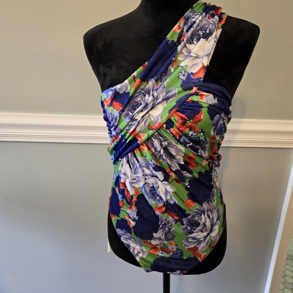 ZARA One Sleeve shoulder Floral Asymmetric Bodysuit